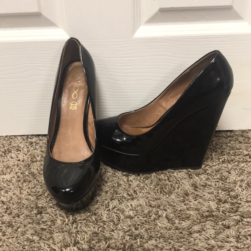 Black Patent Leather Wedges